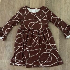 New Boutique Girl’s Size 4/5 Brien & White Patterned Bell Sleeve Casual Dress